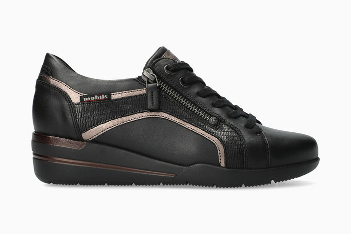 Chlea - Black | M8OL