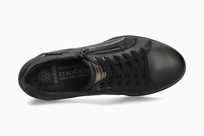 Chlea - Black | M8OL