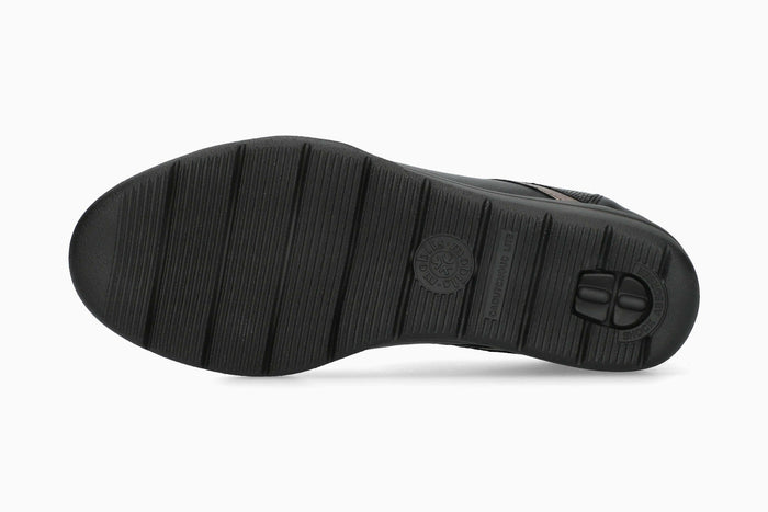 Chlea - Black | M8OL