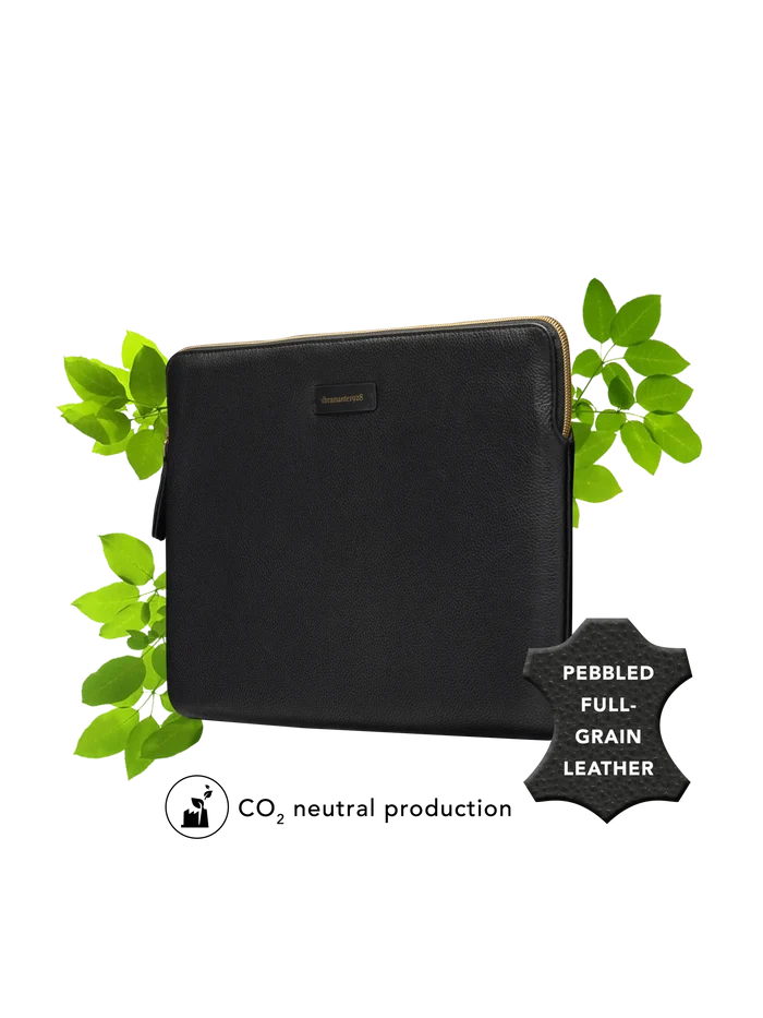 dbramante1928 Paris Sleeve for MacBook Air 13" / MacBook Pro 13" - Night Black #color_night-black