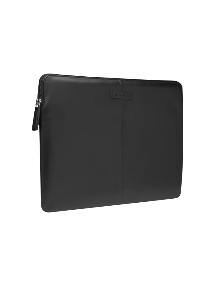 dbramante1928 Skagen Pro for MacBook Air 15" - Black #color_black