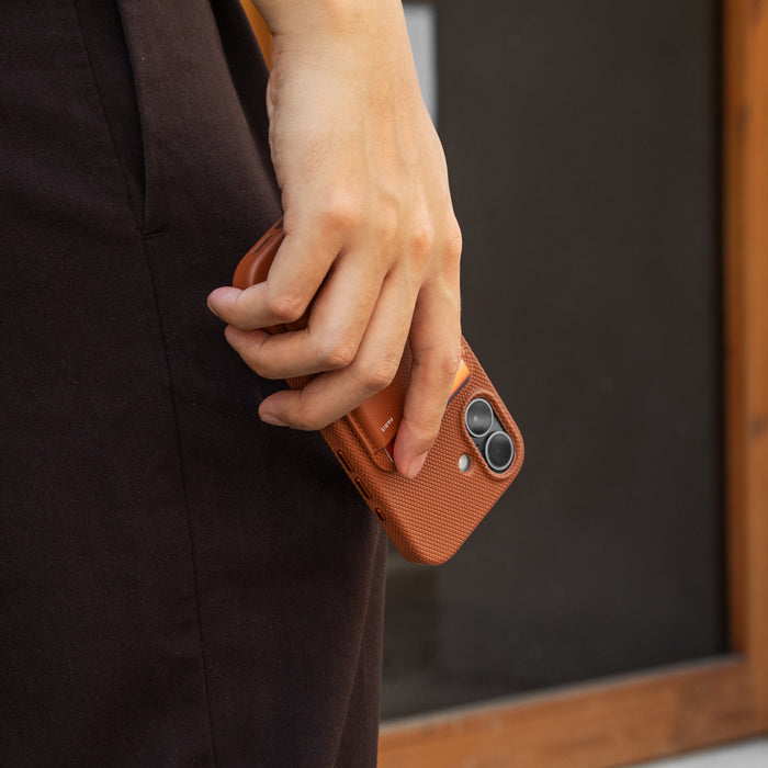 Native Union (Re)Classic Case for iPhone 17 Pro & Pro Max